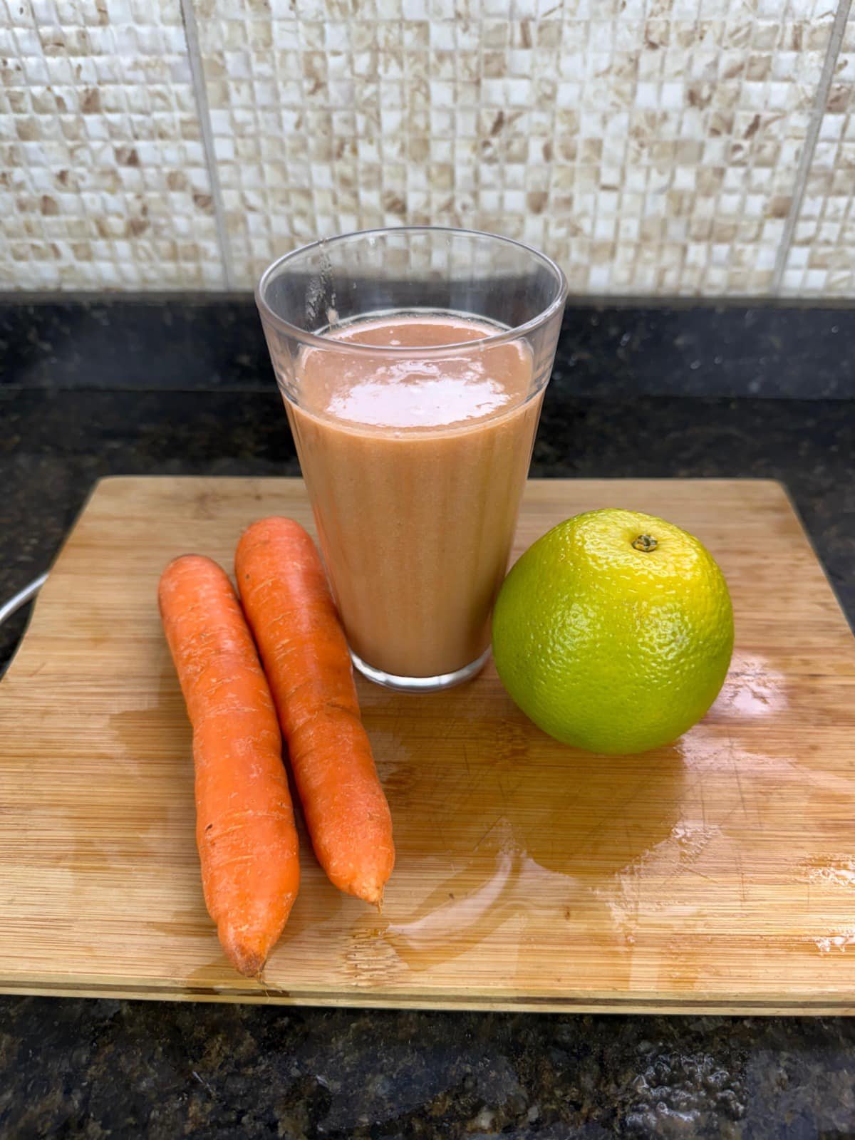 🥕 15 Reasons You Should Drink This Energizing Carrot-Orange Juice Every Morning