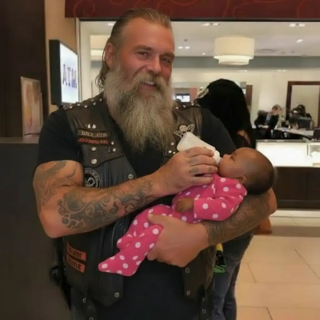 The Biker Refused to Give My Screaming Baby Back… and I Called Security
